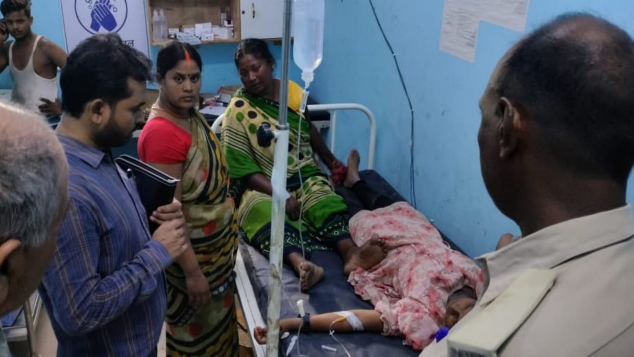 Bihar News: Two members of a family died due to lightning in Rohtas, five people seriously injured