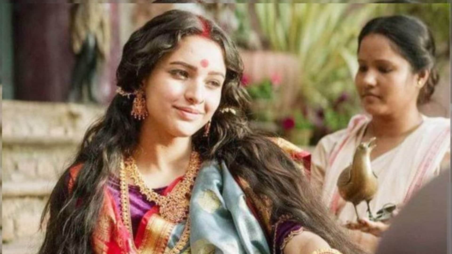 Actresses Who Become Film Directors Nayantara Alia Bhatt Kareena Kapoor Khan Anushka Sharma