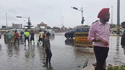 Lucknow: Complete chaos in Gomtinagar, girl teased, thrown into water, questions raised on police, video