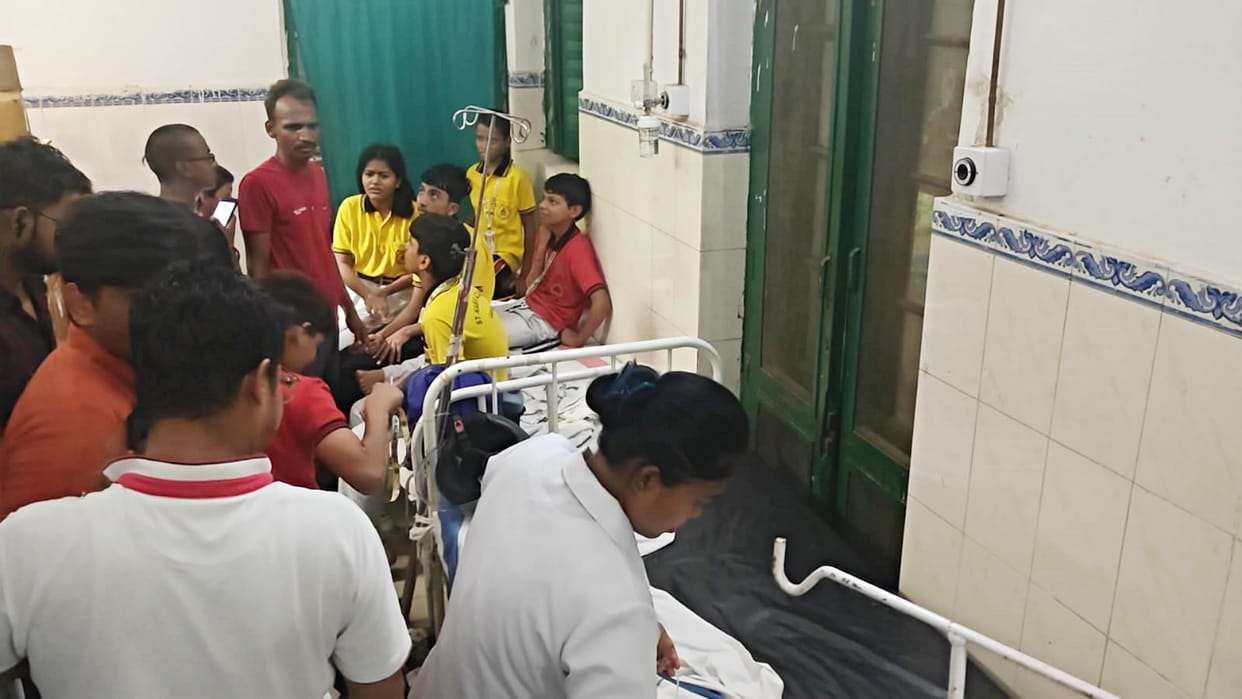 15 children fell ill after eating jalebi, it was distributed to celebrate Independence Day, parents in panic