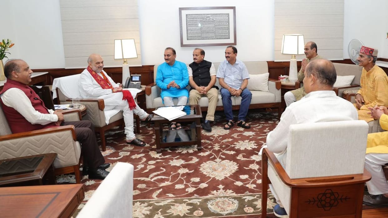 A delegation of the Hati community led by Leader of Opposition Jairam Thakur met Home Minister Amit Shah