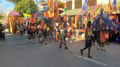 Kanwar Route coloured saffron in Kanwar Yatra: Shiva devotees moving towards their destinations