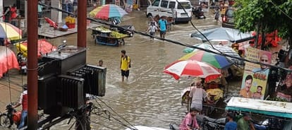 Weather in UP: Heavy rain in Lucknow and nearby districts.