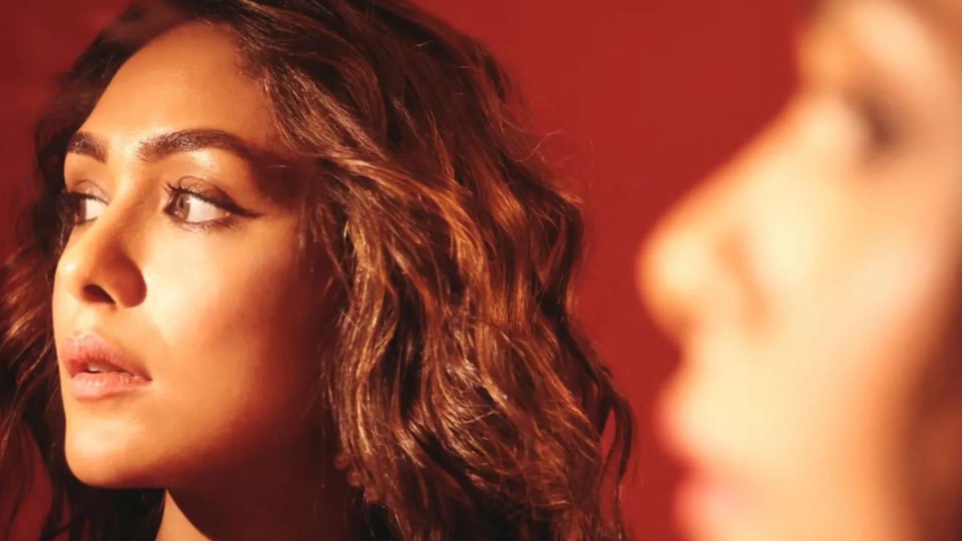 Mrunal Thakur celebrating her birthday today click here to know about her net worth and career