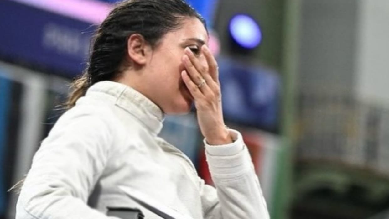 Paris Olympics 2024: Salute to the spirit of this player! Seven months pregnant fencer participated
