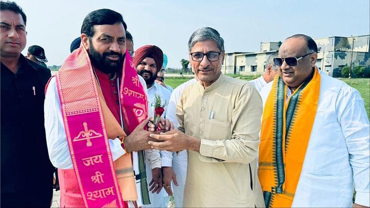 Haryana: सिरसा पहुंचे सीएम सैनी, तारा बाबा कुटिया में लिया पूजन में भाग