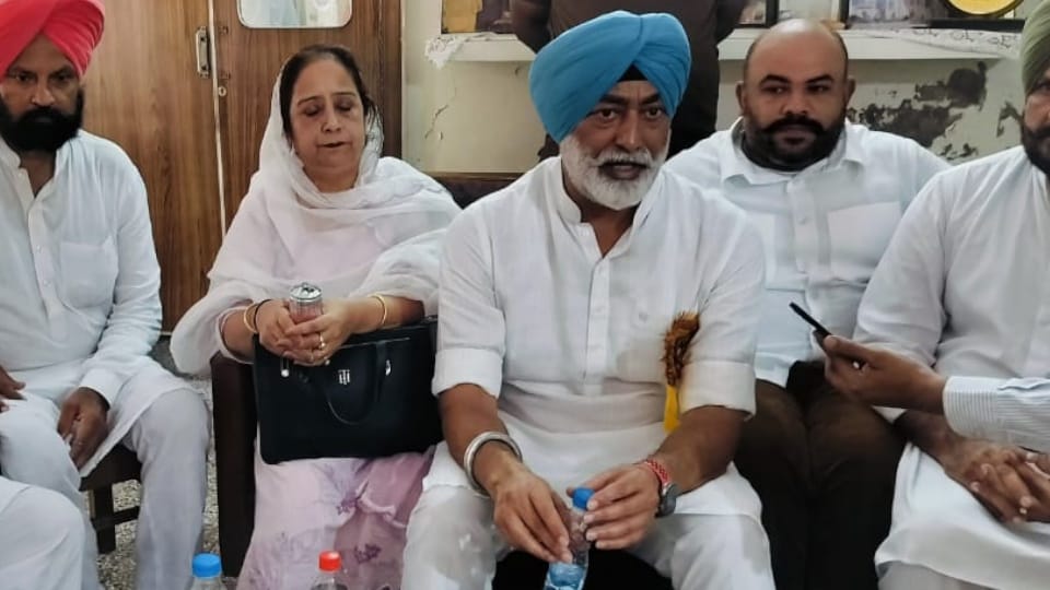 Punjab Congress MLA Sukhpal Khaira demands Sukhbir Badal should be given more punishment