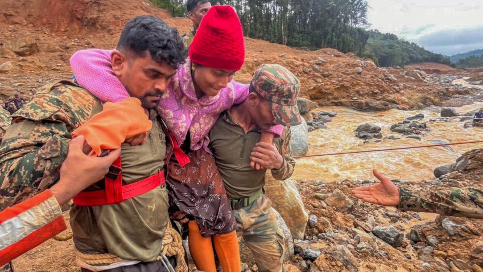 Death toll in Kerala landslides rises to 158 and 191 still missing