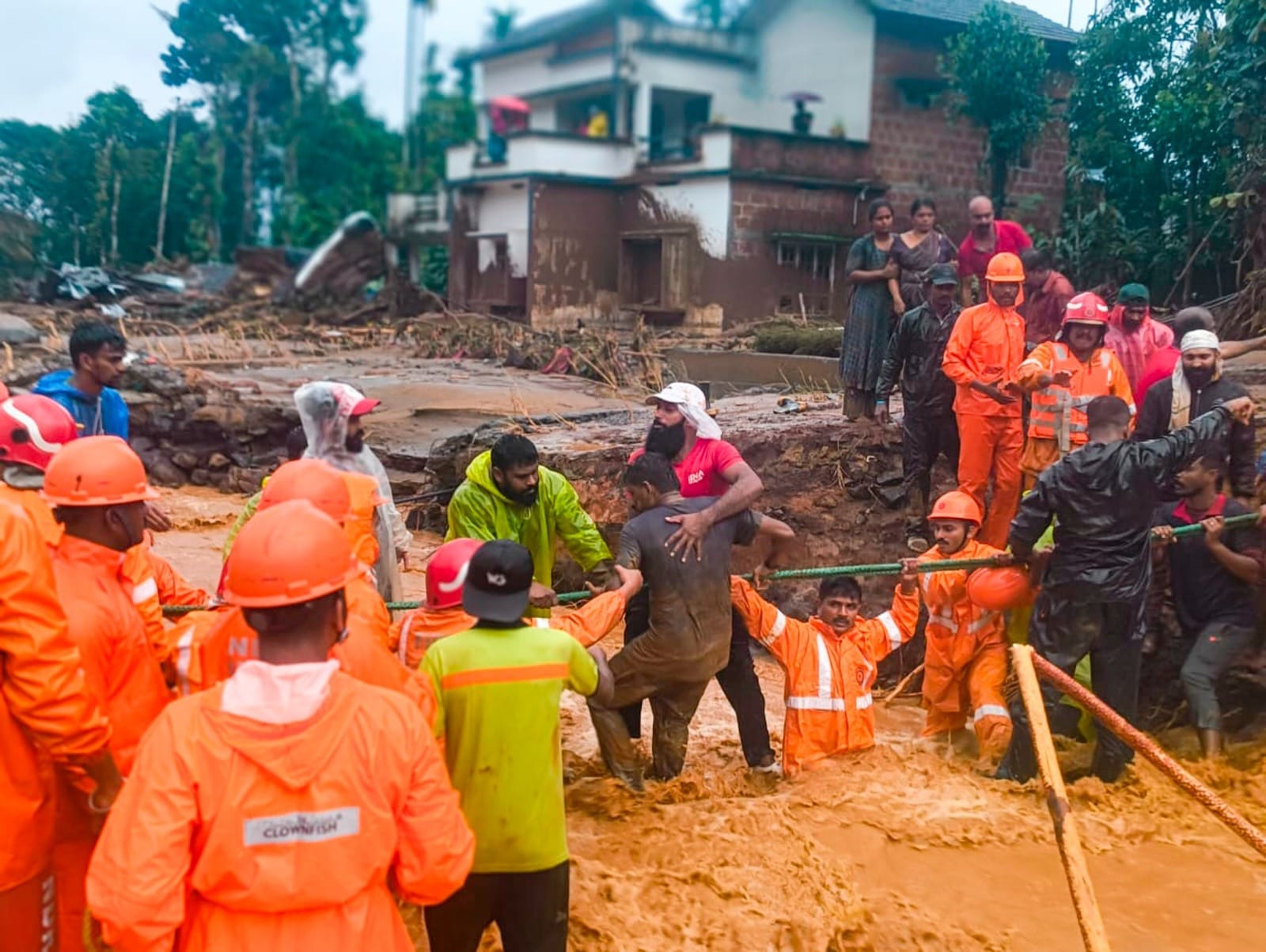 Heavy equipment, rescue dog teams airlifted; ICG mobilises relief teams