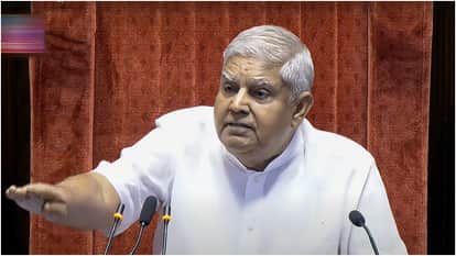 राज्यसभा में बोलते उपराष्ट्रपति जगदीप धनखड़।