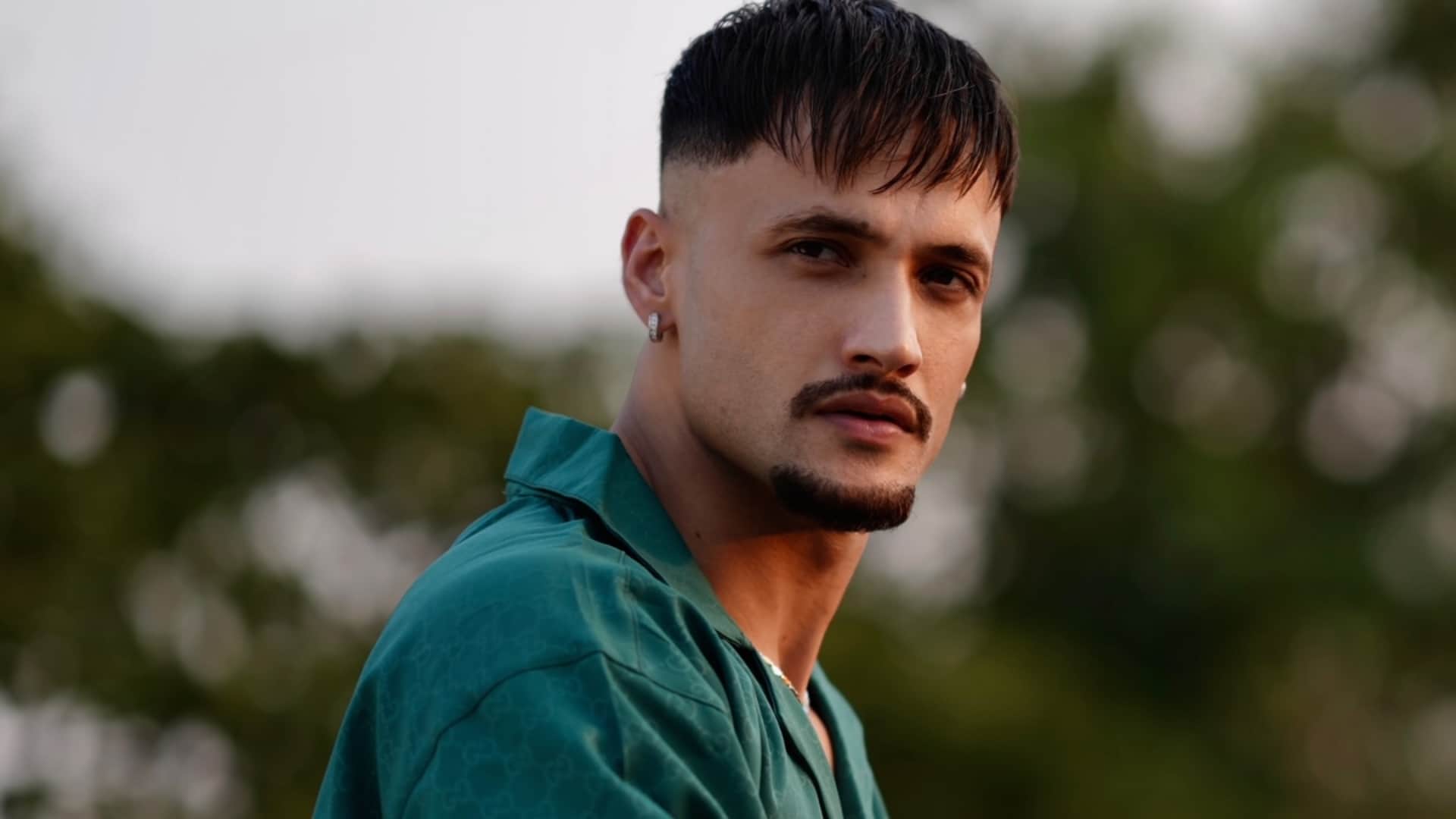 Asim Riaz angry at Khatron Ke Khiladi 14 winner Karan Veer Mehra Use of abusive words in latest post