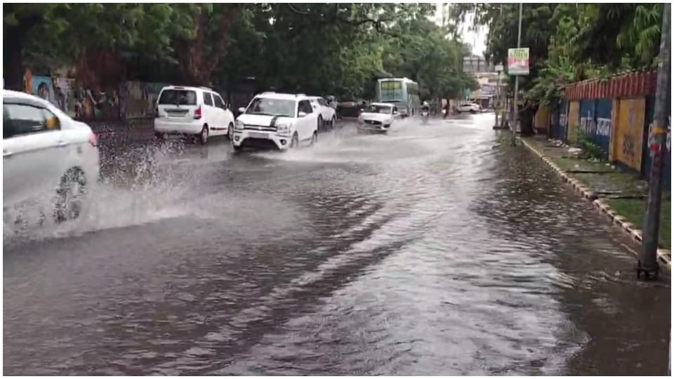 Ajmer Weather Today: Roads filled with water due to rain in Ajmer strike of sanitation workers