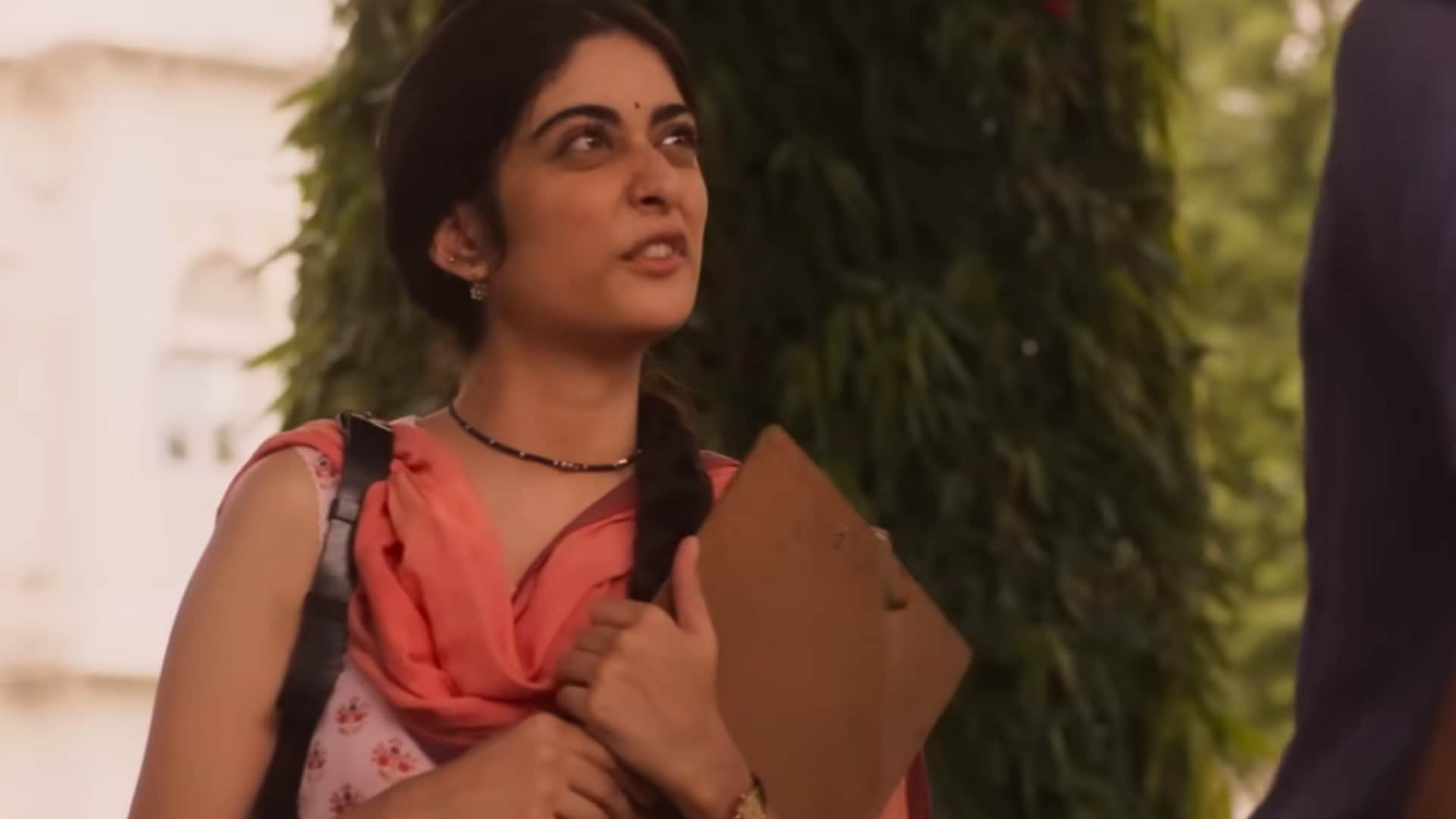 Hindi Web Series Based On Book Laila Sacred Games State Of Seize A Suitable Boy