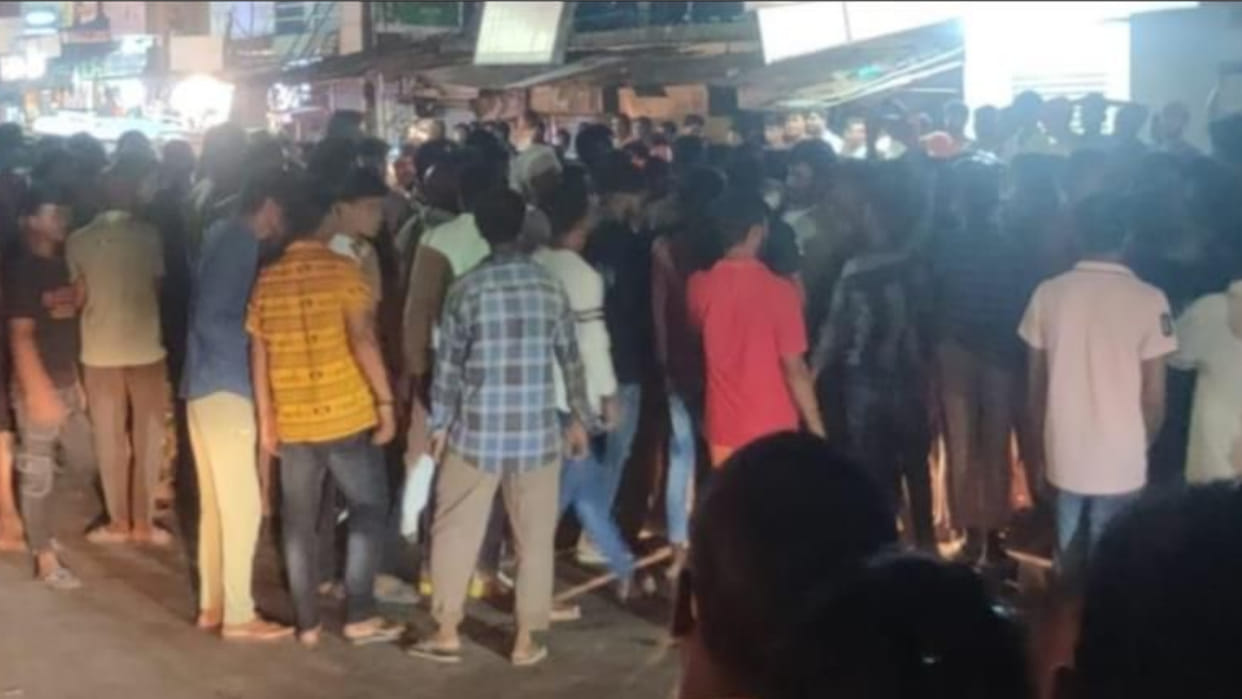 In Gorahpur, Priest beaten up in road dispute, traffic jam on four lane