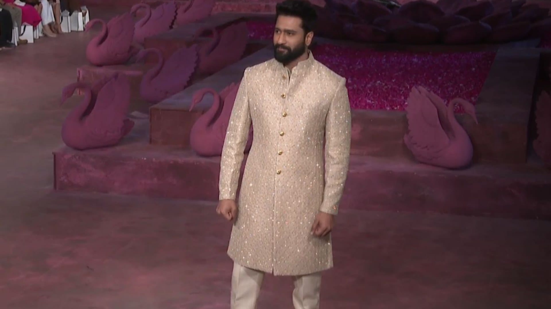 India Couture Week 2024 Vicky Kaushal Rashmika mandanna actress talks about Chhava