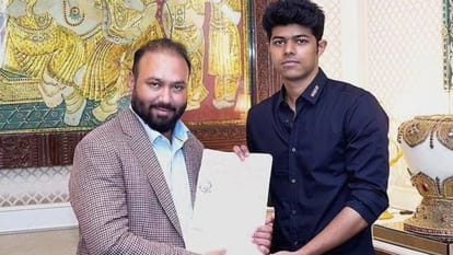 Aditi Shankar AR Ameen Dhruv Vikram may work together in one film Vijay's son Jason Sanjay going to direct it