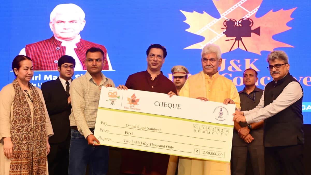 jk film conclave : LG Manoj Sinha said Difficult to separate jammu kashmir from cinema