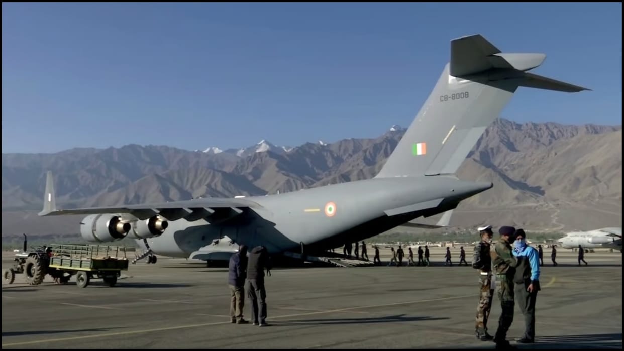 Government is making all efforts to start civilian flight services to Kargil news in hindi