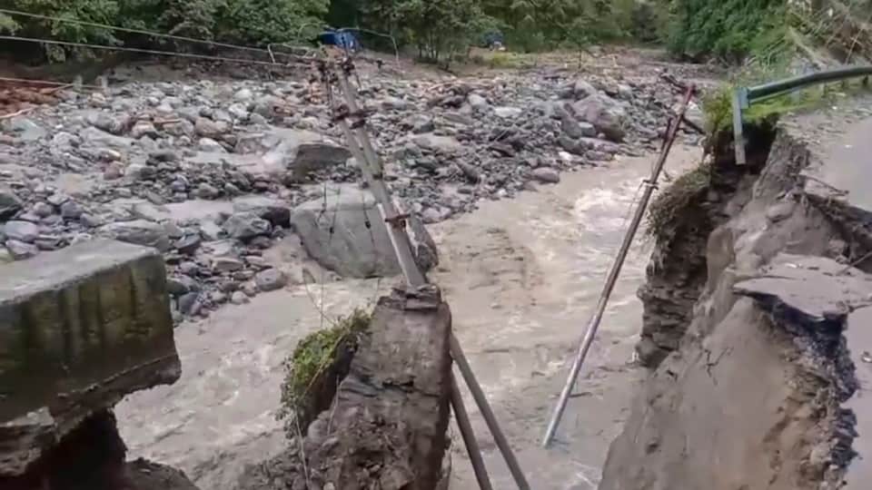 Kedarnath Cloudburst Gaurikund Mandakini river flood made Garam Kund History debris in entire Kund area