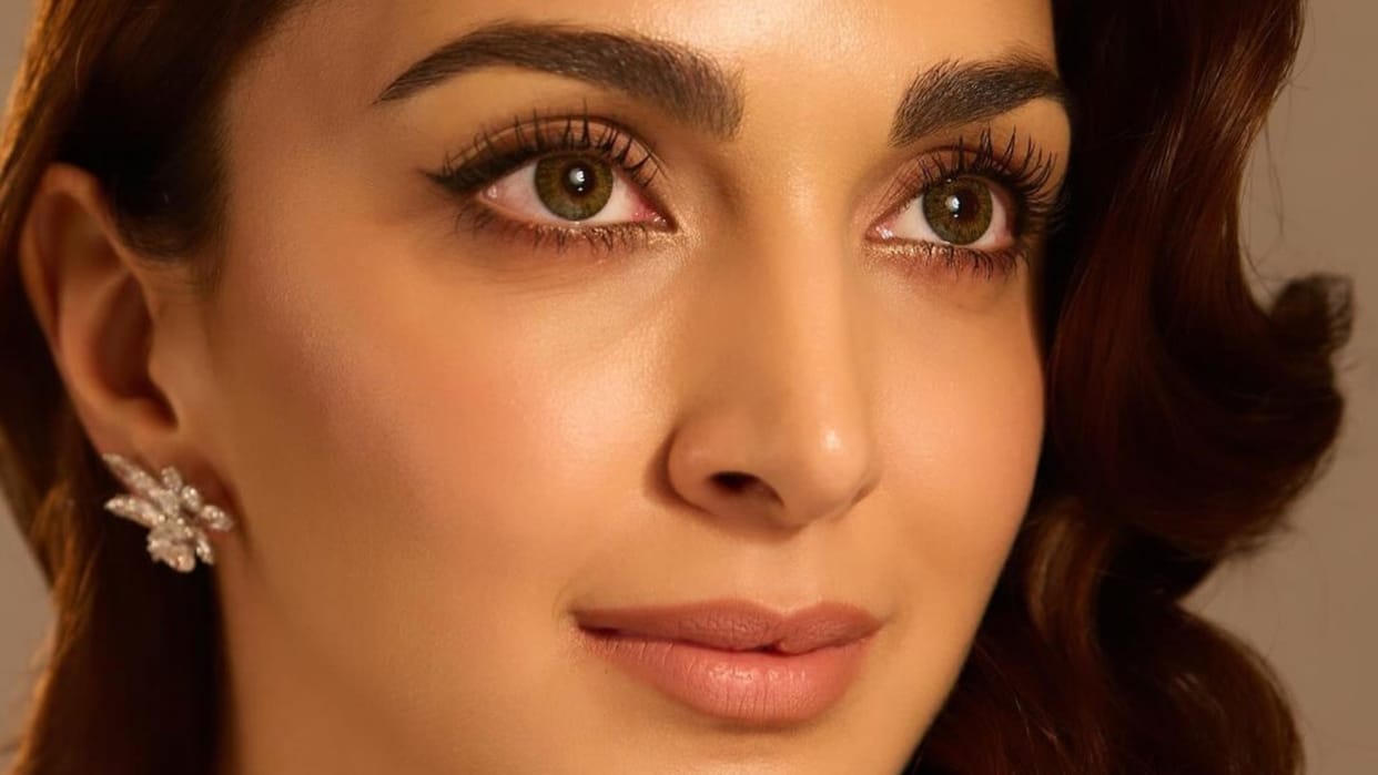 Kiara Advani inspired by director Rajkumar Hirani Hit Film 3 idiots role of kareena kapoor join acting career