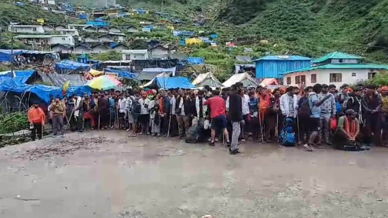 Kedarnath cloudburst rescue Second Day people missing dead Uttarakhand Disaster Watch Photos