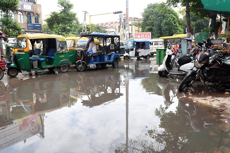 Sewer line will be laid 18 wards in varanasi Mayor gave responsibility of making proposal to Jalkal