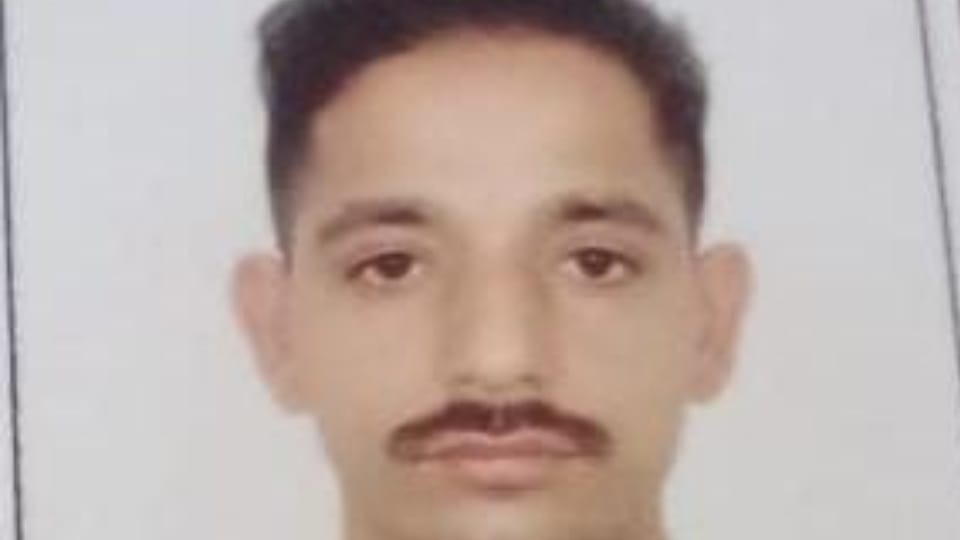 Youth committ suicide in Abohar due to electricity meter was not installed