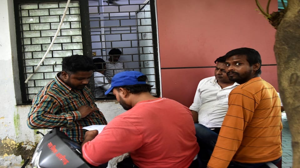 birth and death certificate made in Aligarh Municipal Corporation