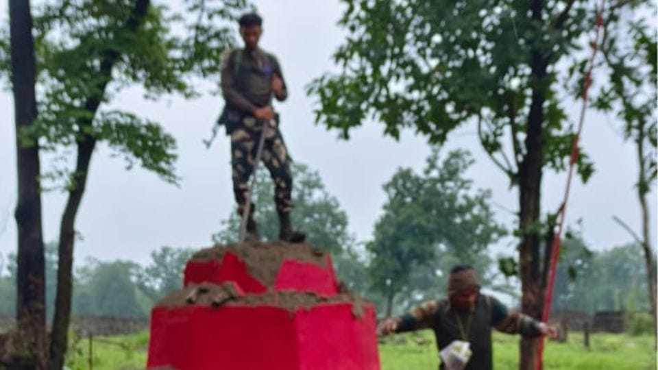 DRG and Bastar fighter team demolished two Naxalite monuments in Bijapur