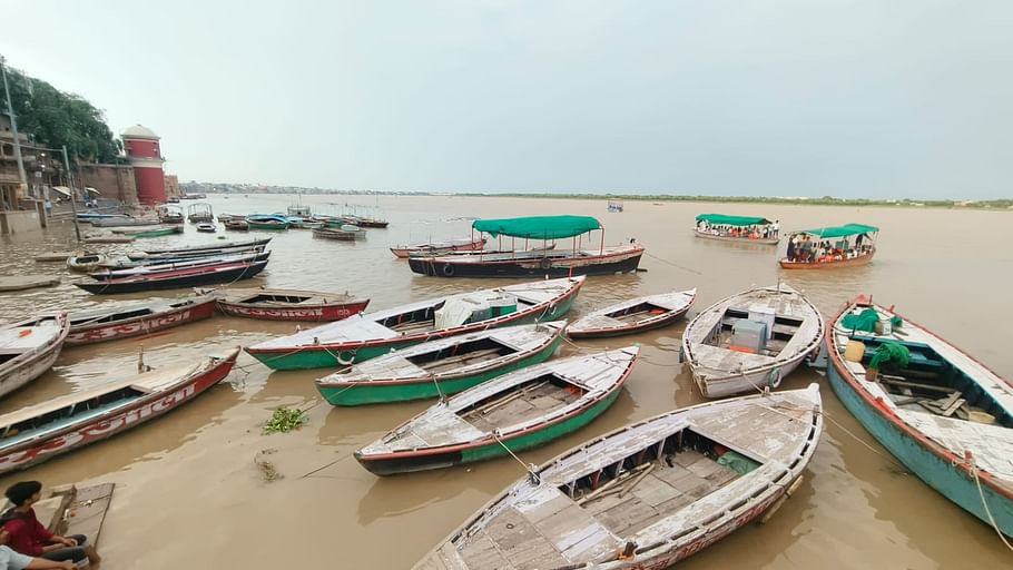 UP Weather News 13 people died in Bundelkhand and Purvanchal due to rain torrential rain will continue