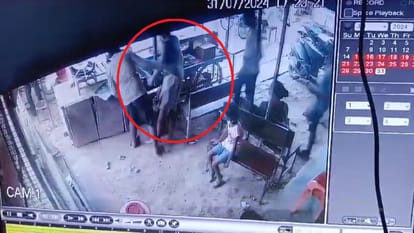 Shopkeeper dies due to electrocution while frying samosa in Datia