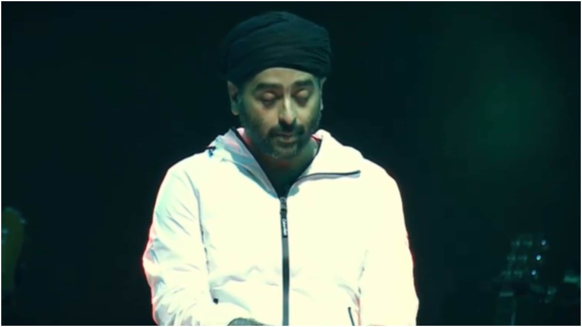 Arijit Singh suddenly suffer medical treatment Singer postpones his UK tour shares post says I am truly sorry