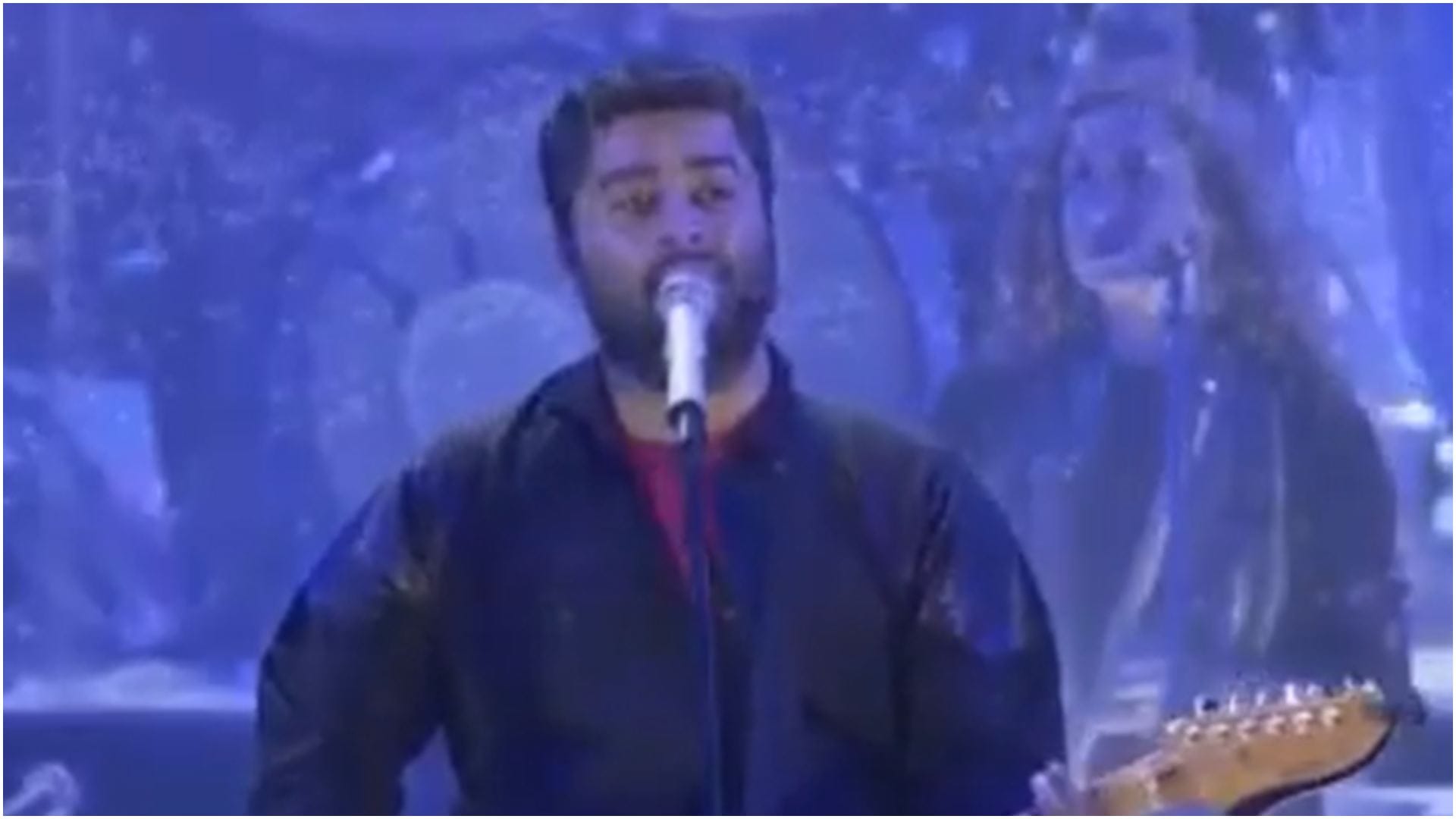 Arijit Singh suddenly suffer medical treatment Singer postpones his UK tour shares post says I am truly sorry