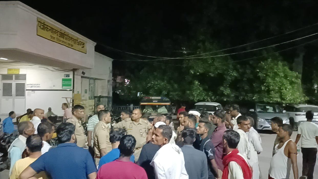 Bahraich News: Two died in an accident in Ramgaon thana kshetra.