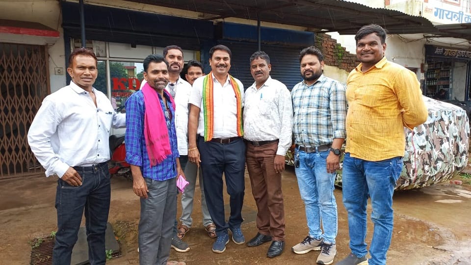 When a farmer faced financial problems he blamed a BJP leader in Balod