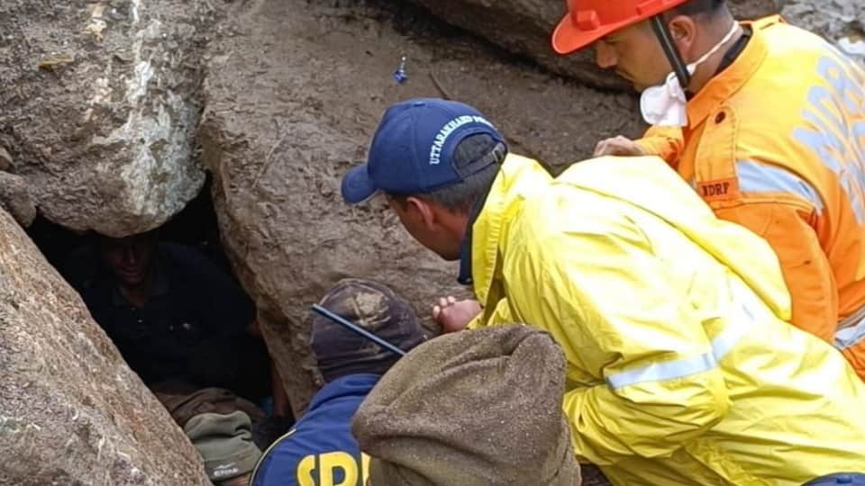 Kedarnath Disaster Sdrf rescue Youth suppressed Under Boulders for 18 Hours