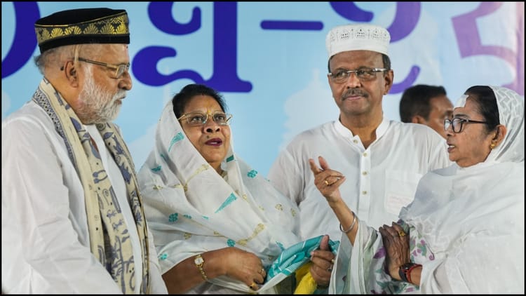 Bengal: ‘अल्लाह ने चाहा तो हम बहुमत में होंगे…’, मंत्री फिरहाद हकीम के बयान पर खड़ा हुआ विवाद; भाजपा ने घेरा