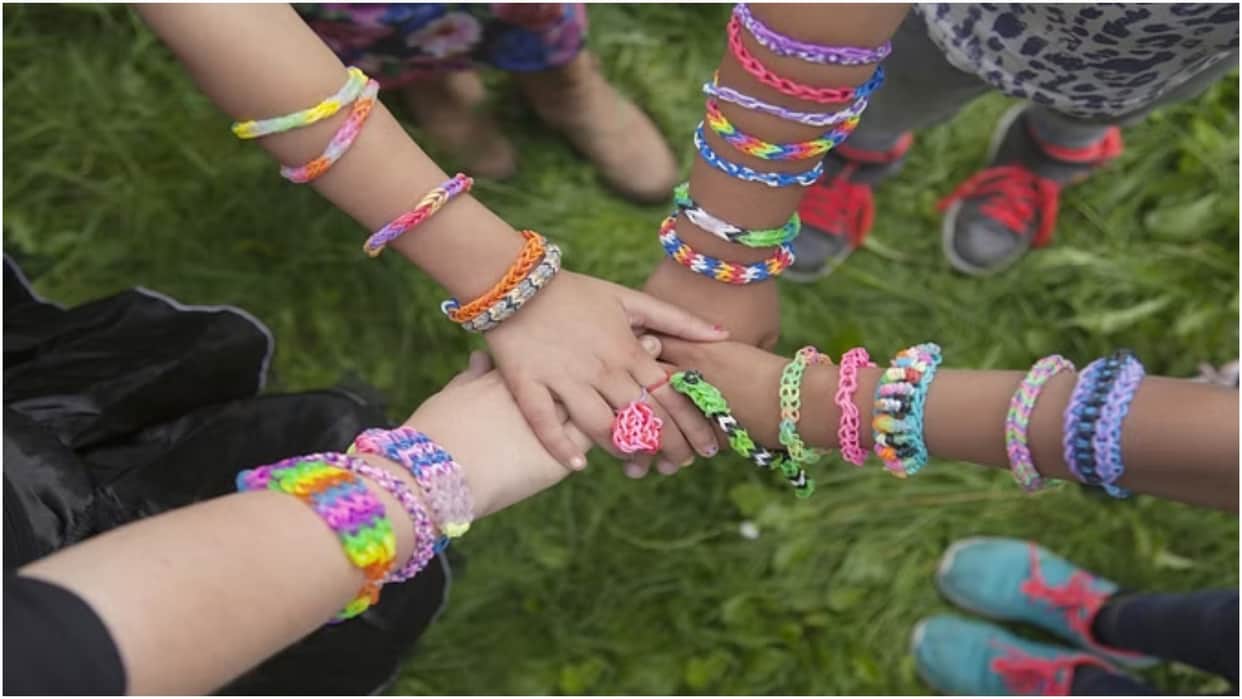 Friendship Day 2024 How To Make Friendship Band At Home Handmade Gift Ideas For Friends