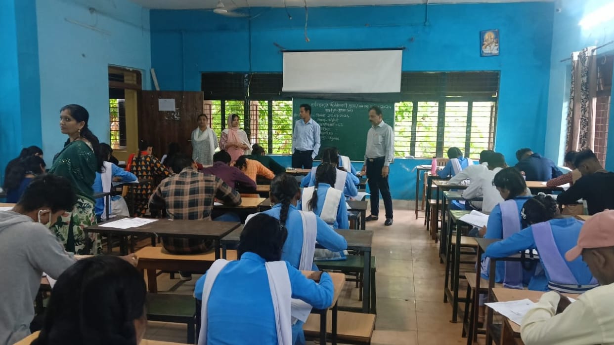 Flying squad caught three students cheating in the board practical exam in Raipur