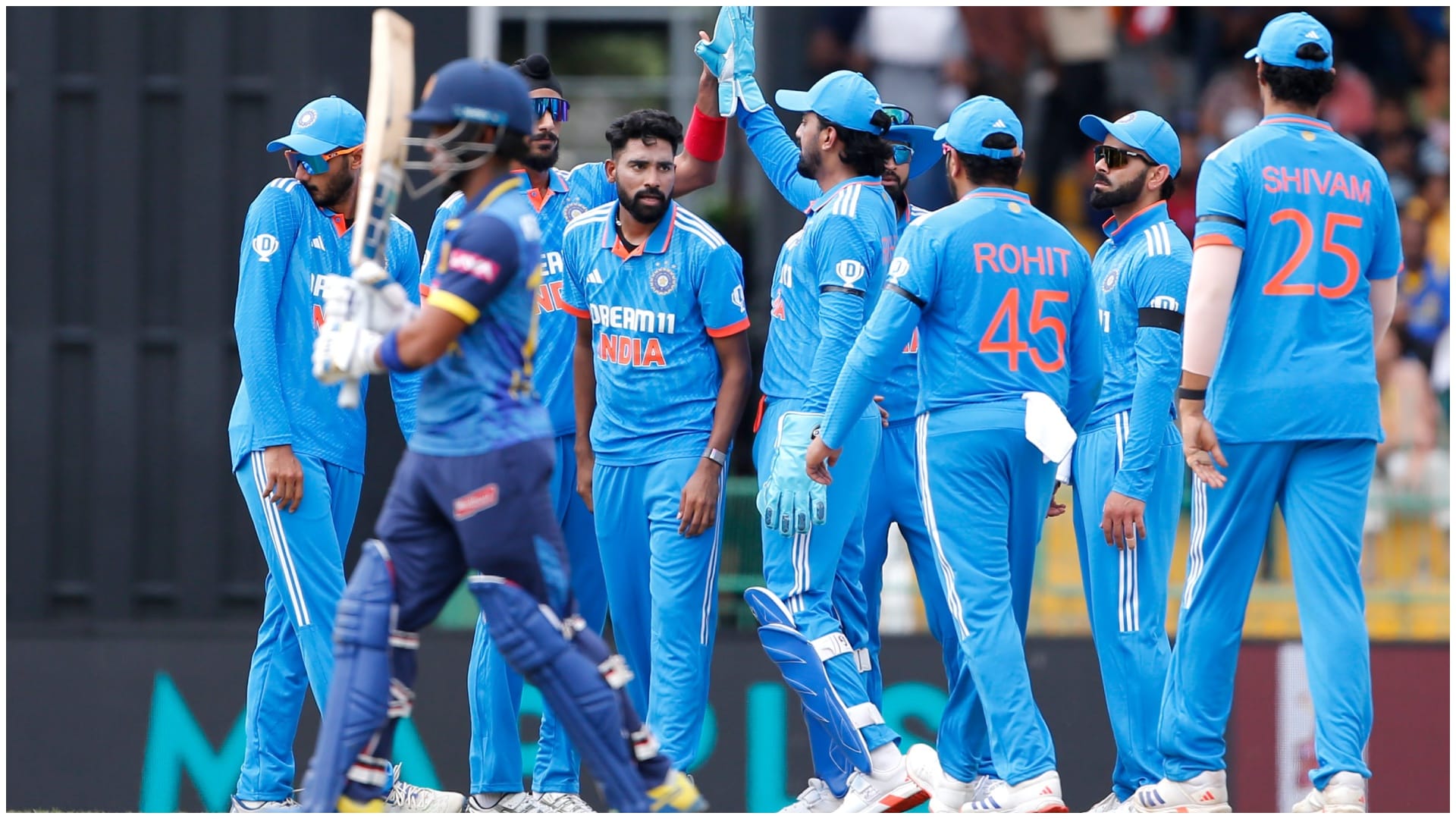 IND vs SL: Why did Indian players come on field wearing black bands in India-Sri Lanka first ODI? Know here