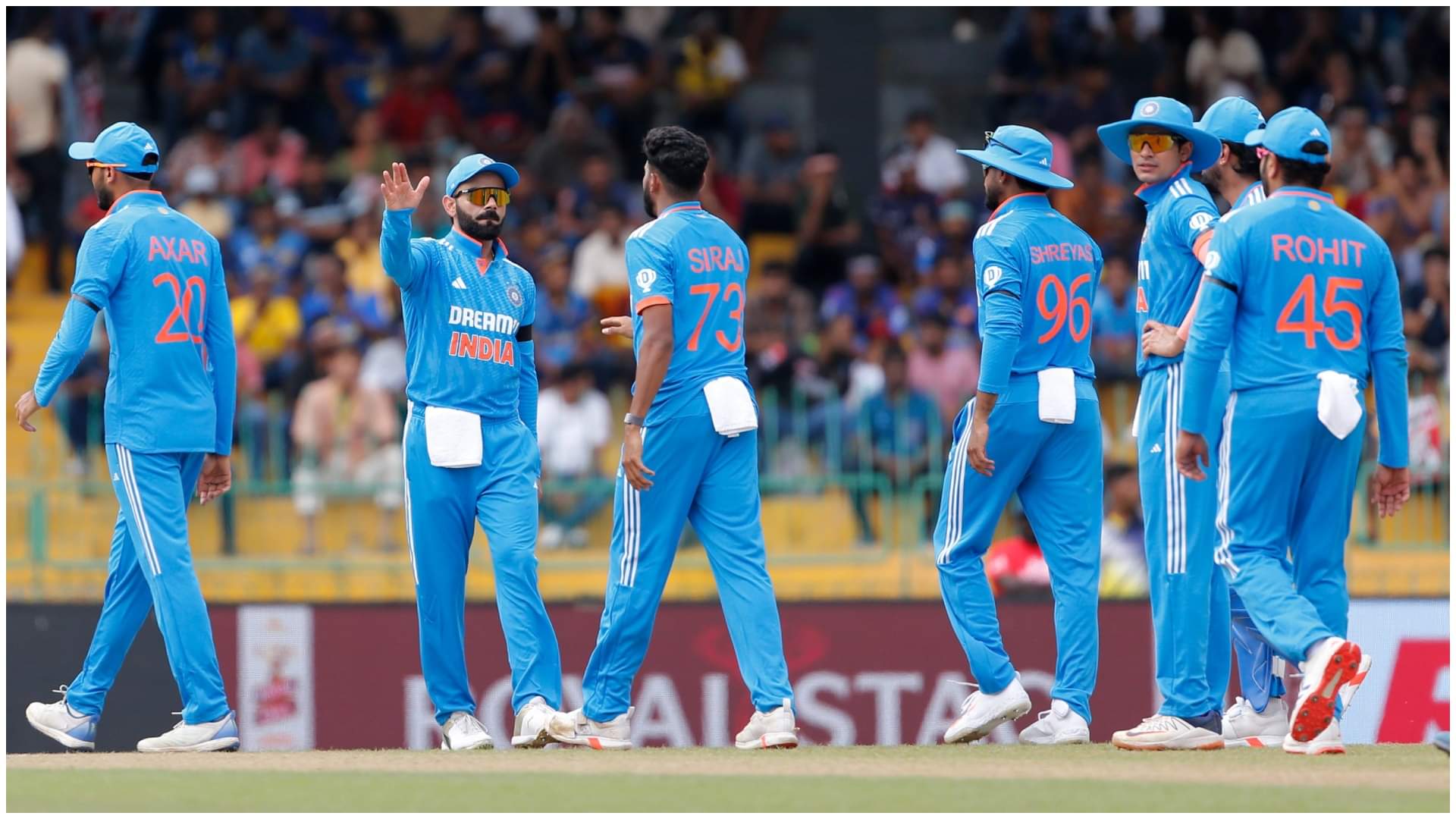 IND vs SL: Why did Indian players come on field wearing black bands in India-Sri Lanka first ODI? Know here