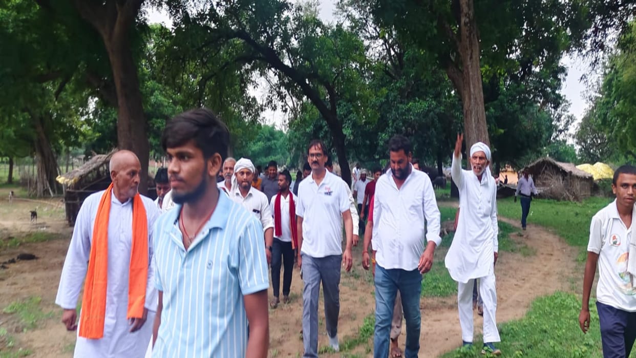 Signature campaign started for bridge over Ganga in Meja, will meet Yogi and Gadkari