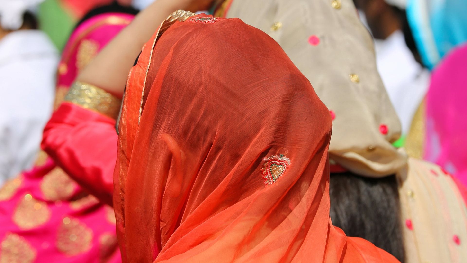 why religious head coverings tradition female know in hindi