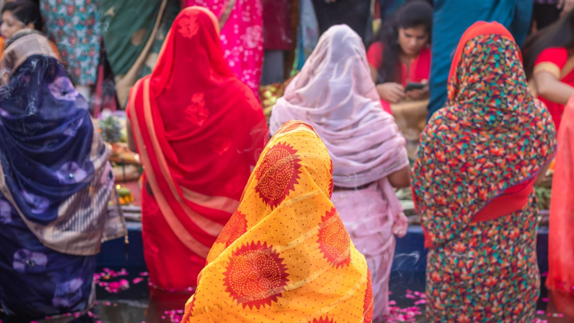 why religious head coverings tradition female know in hindi