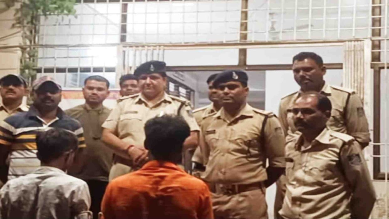Sagar News: Shahgarh police arrested two accused of killing cows