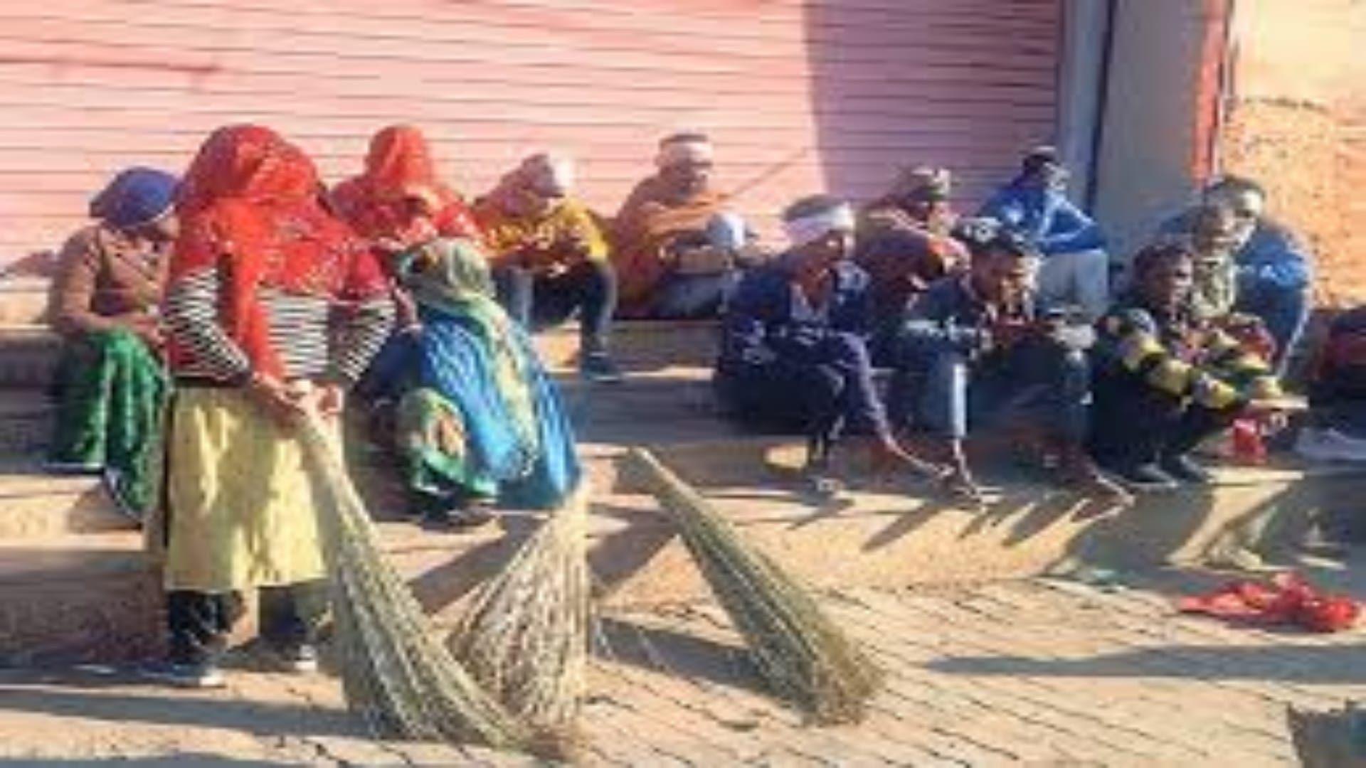 सफाई कर्मचारियों की हड़ताल