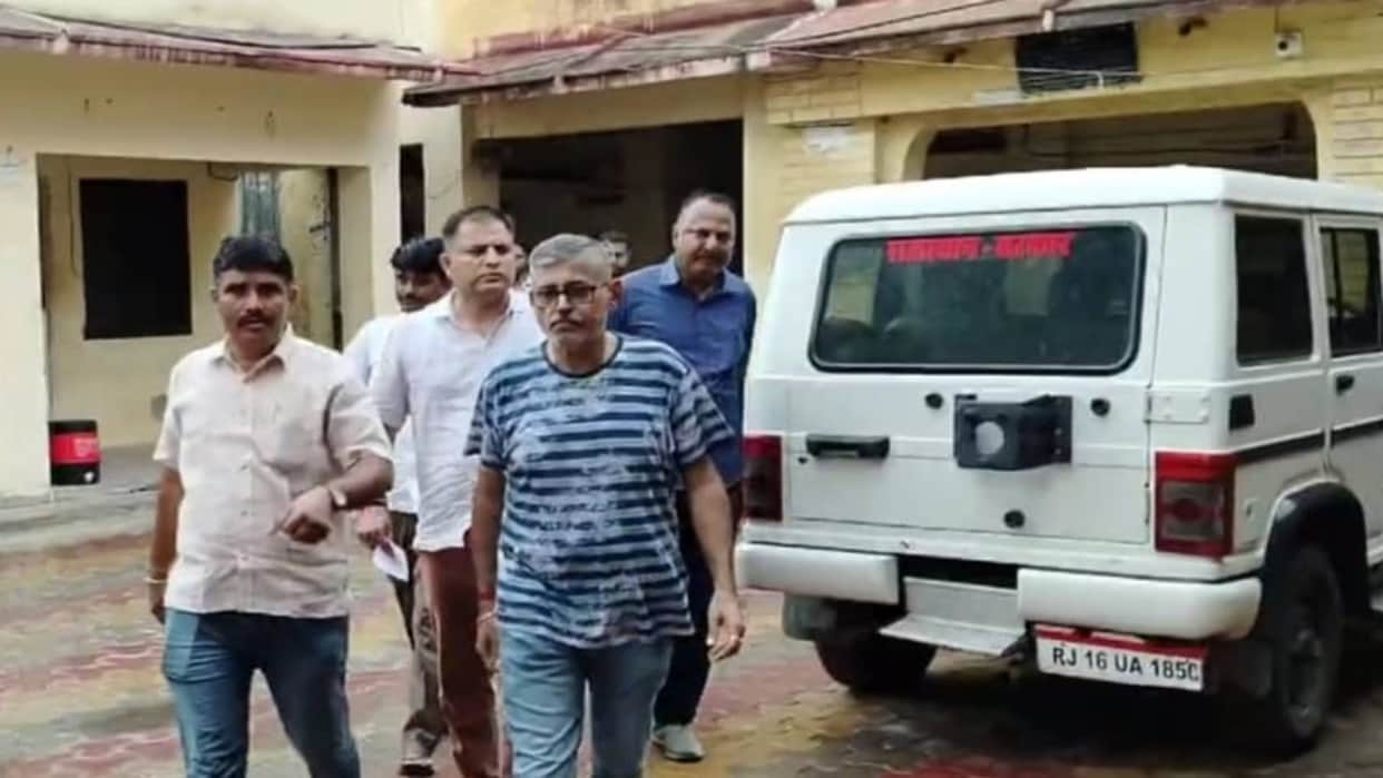 ACB Raid 22 lakh cash luxury vehicles property paper seized Sanchore Municipal Council Commissioner Yogesh