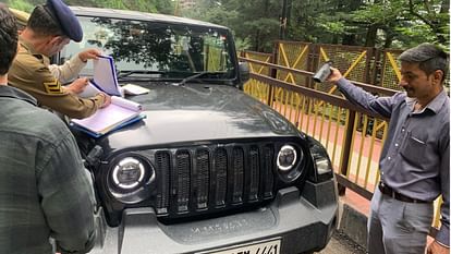 Shimla police issued a challan of Rs 19000 for the vehicle of tourists coming from Dehradun