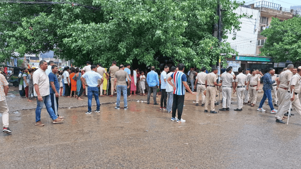 two groups of Kanwariya fought After Jalabhishek in Gurugram