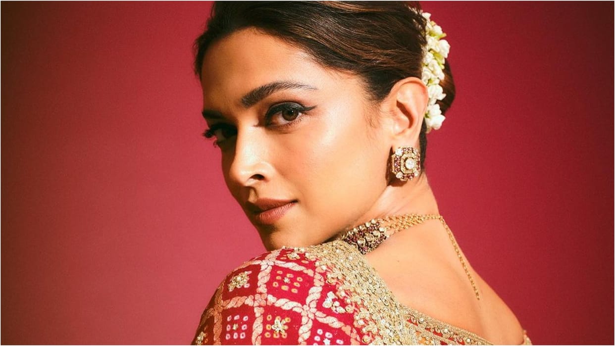 Deepika padukone Shares Special photo on instagram tag her sister anisha padukone